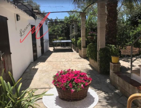 VILLA TEXAS 12 X 5 METRE POOL, STUNNING GARDEN AND VIEWS